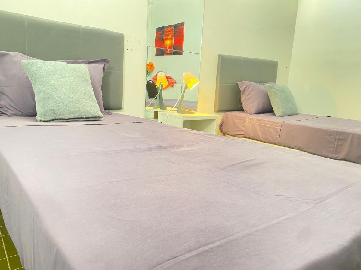 Best Rooms- Quarto 2 Plateau Πράγια Εξωτερικό φωτογραφία